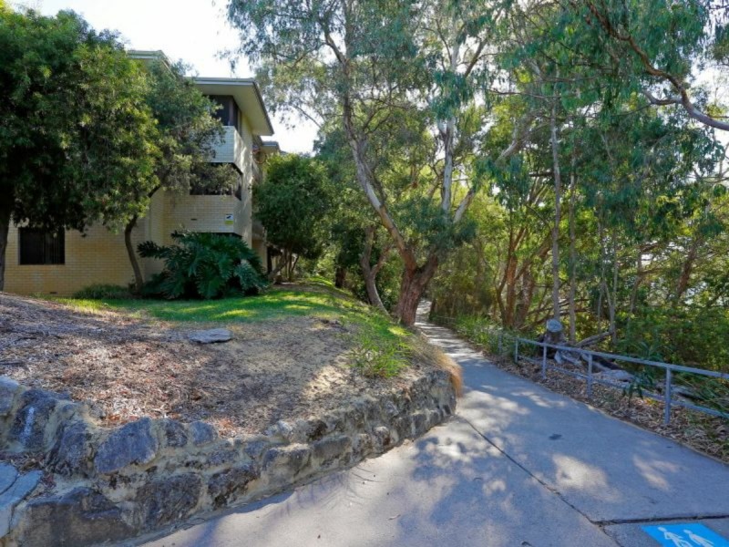 13/2 Brighton Road, Rivervale WA 6103