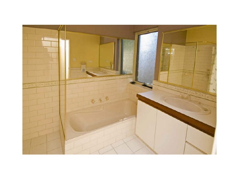 18B Cargill Street, Victoria Park WA 6100