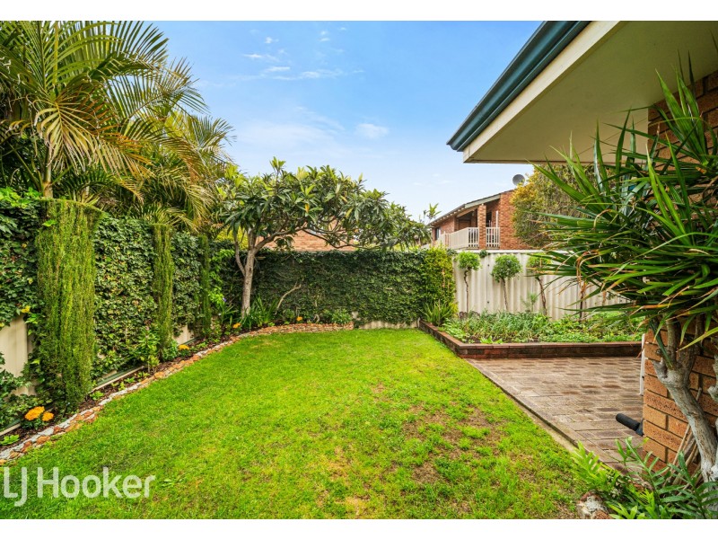 17D Berwick Street, Victoria Park WA 6100