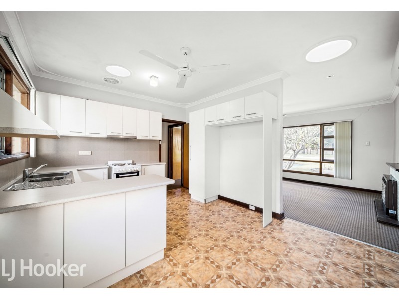 8 Somers Street, Belmont WA 6104