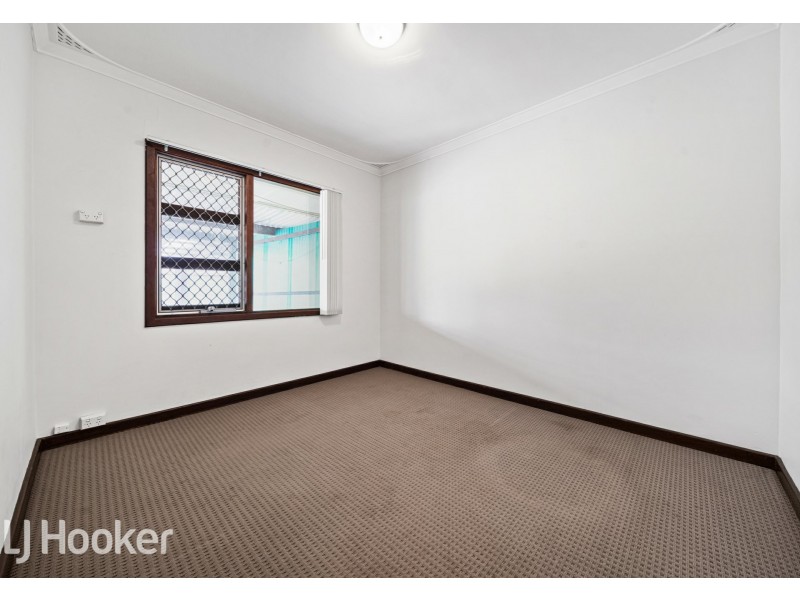 8 Somers Street, Belmont WA 6104