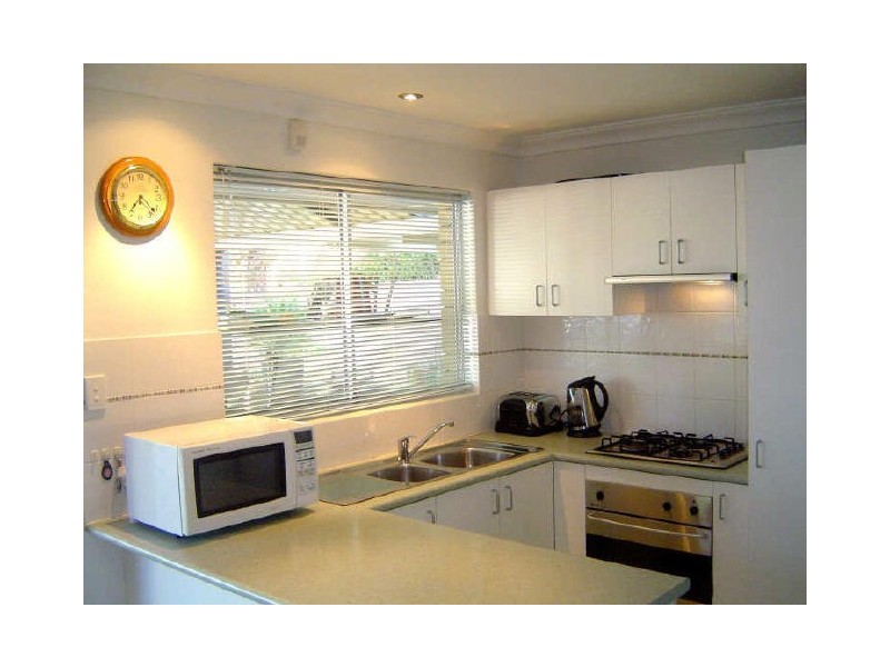 9 Bunderra Close, Karawara WA 6152