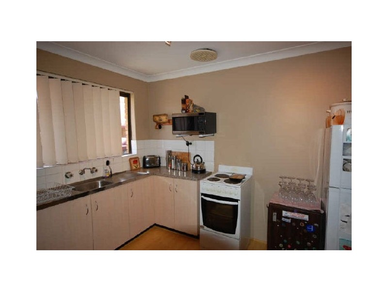 3/12 Kaliamba Court, Cannington WA 6107