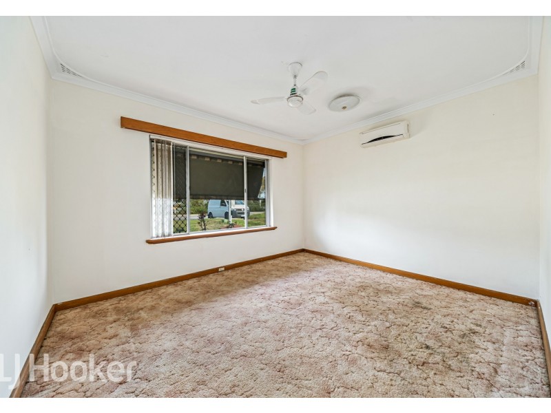 10 Wellington Street, Queens Park WA 6107