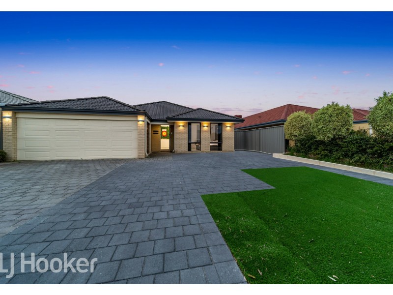 19 Retchford Way, Queens Park WA 6107