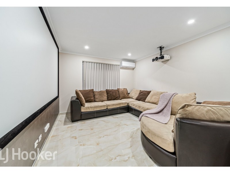 19 Retchford Way, Queens Park WA 6107