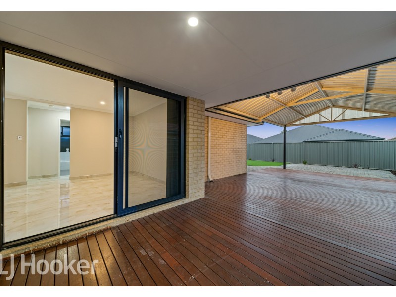 19 Retchford Way, Queens Park WA 6107