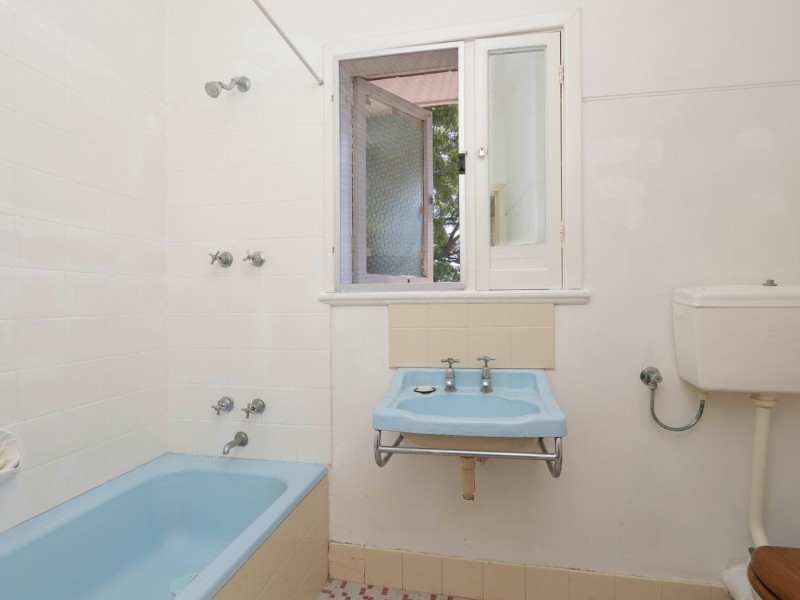 6/1190 Albany Highway, Bentley WA 6102