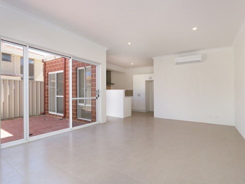 13B McMillan Street, Victoria Park WA 6100