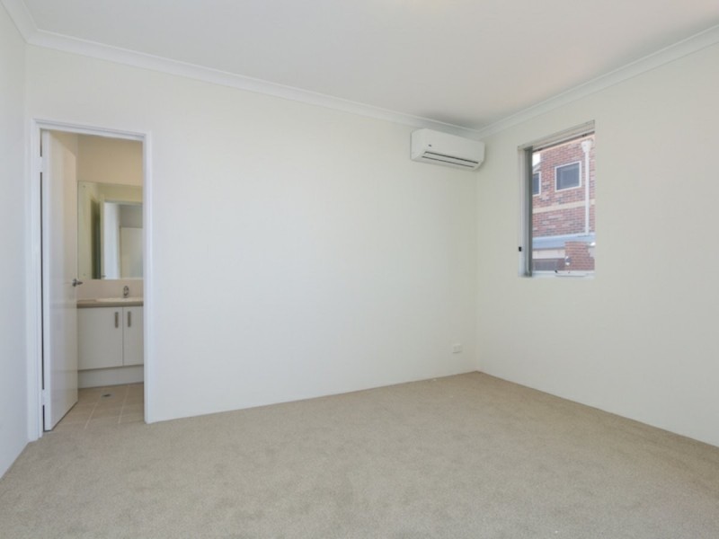 13B McMillan Street, Victoria Park WA 6100