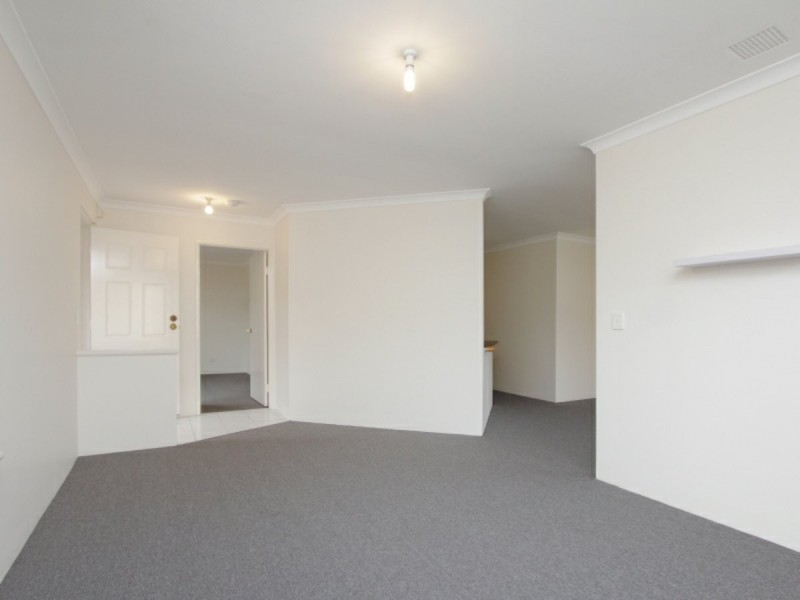 4/3 Norman Street, St James WA 6102
