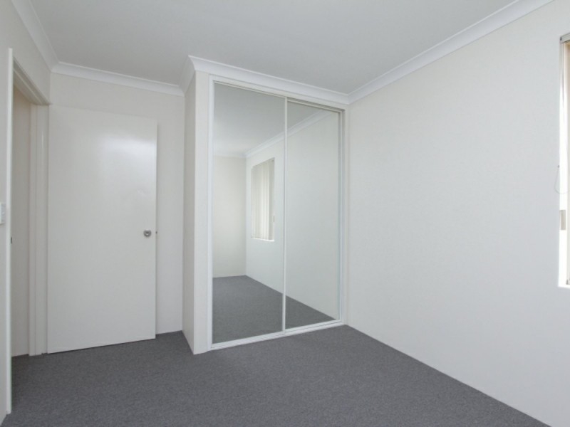 4/3 Norman Street, St James WA 6102