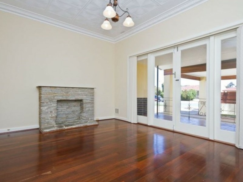 151A Armadale Road, Rivervale WA 6103