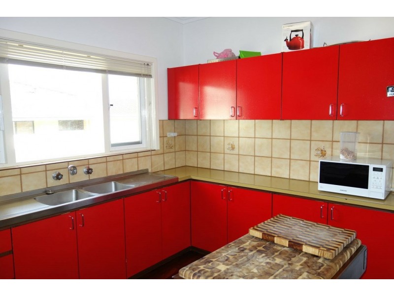 151A Armadale Road, Rivervale WA 6103