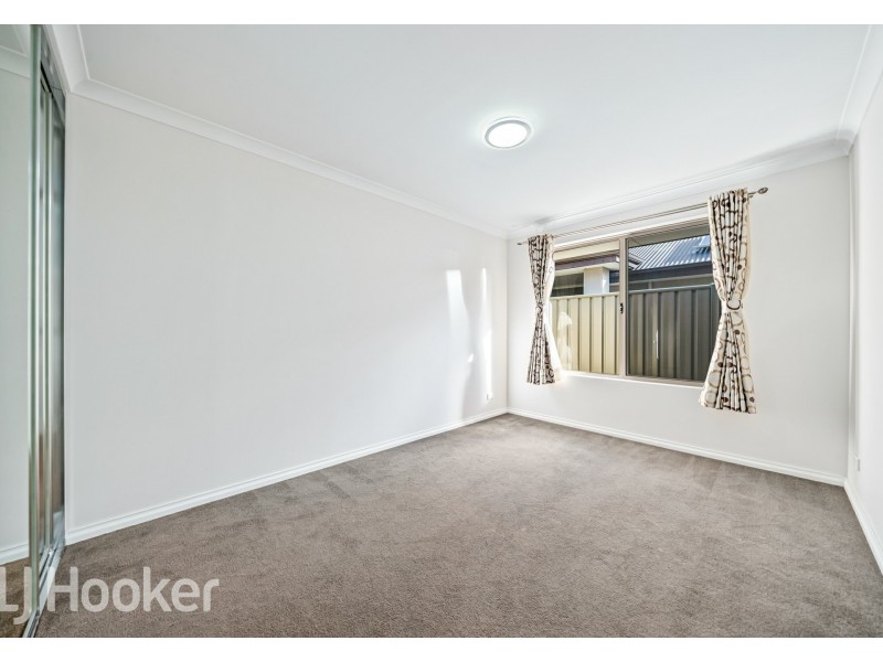 31 Blacksmith Street, Queens Park WA 6107