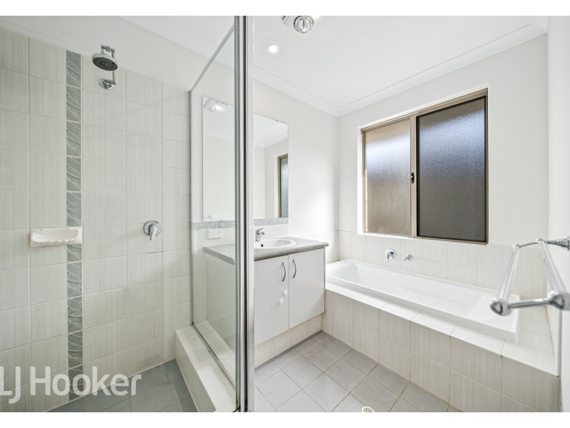 31 Blacksmith Street, Queens Park WA 6107