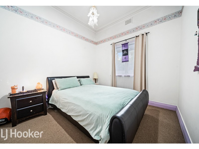 8 Esperance Street, East Victoria Park WA 6101