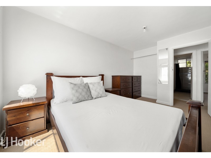 1/17 King George Street, Victoria Park WA 6100