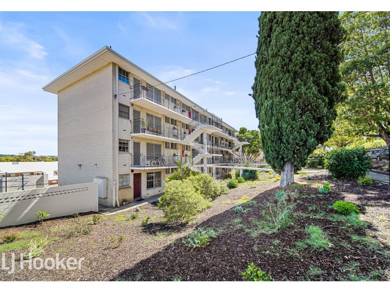 1/17 King George Street, Victoria Park WA 6100