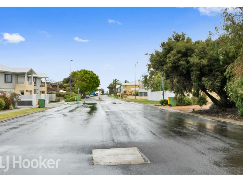 6/15 Fisher Street, Rockingham WA 6168