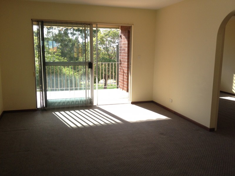 10/125 Gloucester Street, Victoria Park WA 6100