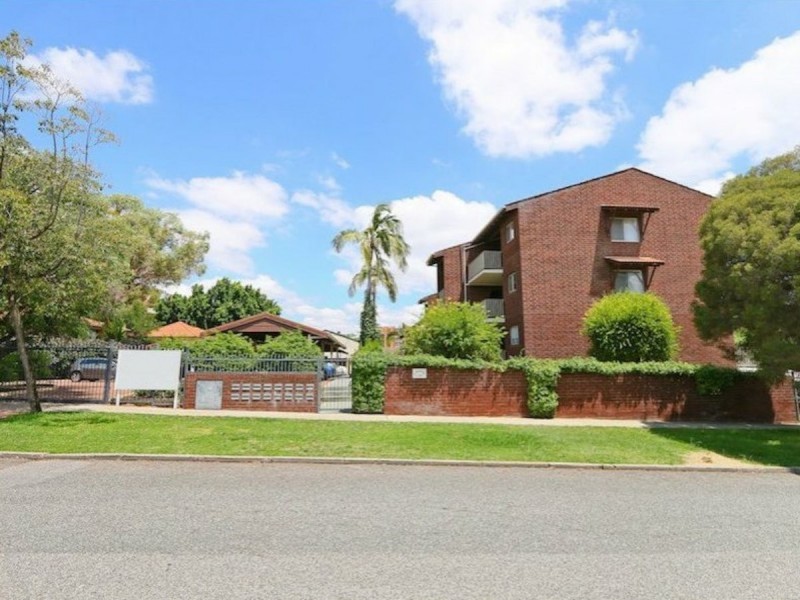 10/125 Gloucester Street, Victoria Park WA 6100