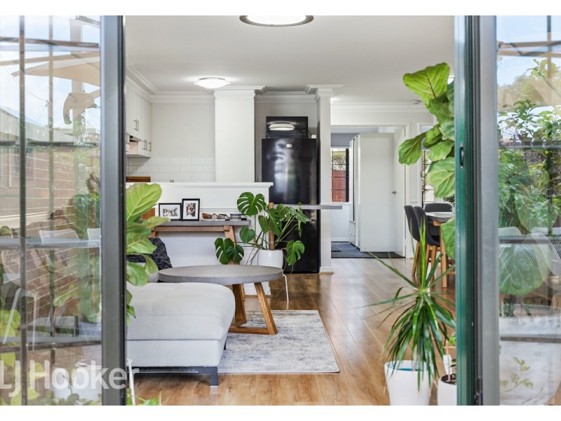 2/30 Banksia Terrace, South Perth WA 6151