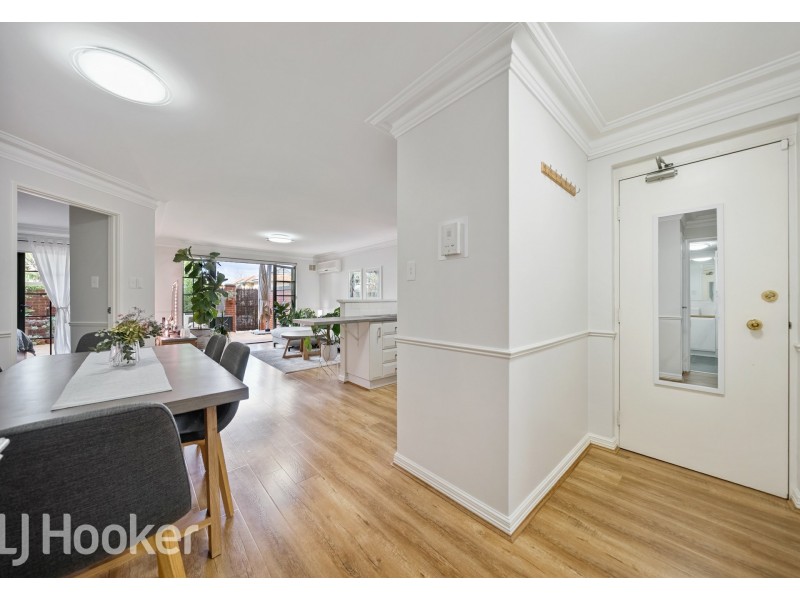 2/30 Banksia Terrace, South Perth WA 6151