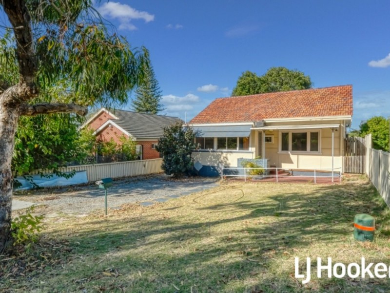 4 Lamb Avenue, Bentley WA 6102