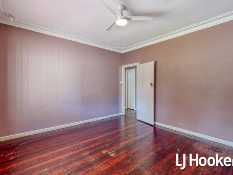 4 Lamb Avenue, Bentley WA 6102