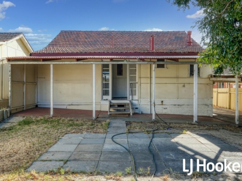 4 Lamb Avenue, Bentley WA 6102