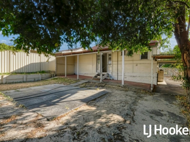 4 Lamb Avenue, Bentley WA 6102