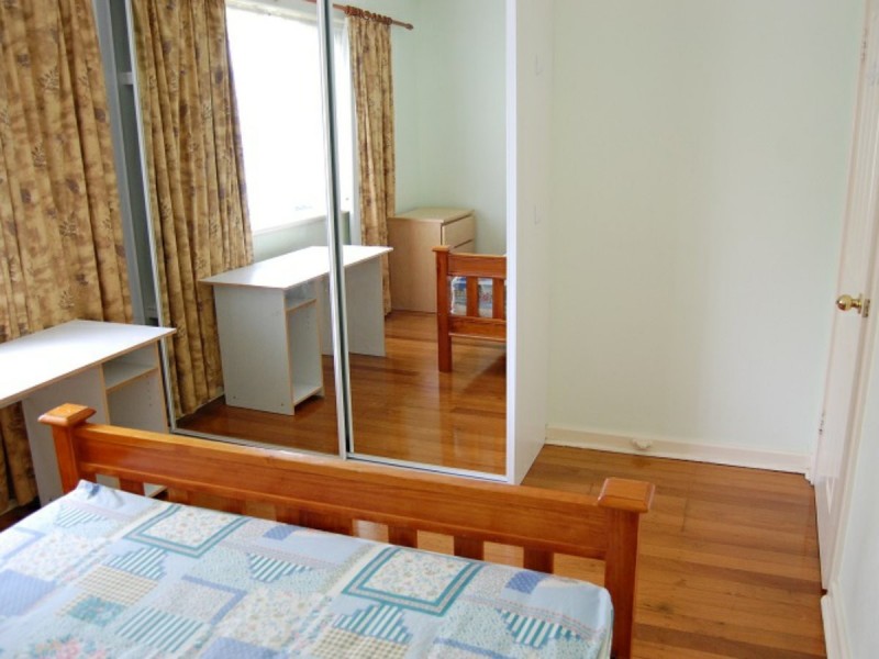 403 Berwick Street, St James WA 6102