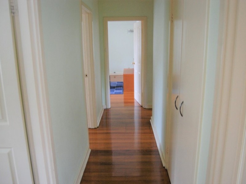 403 Berwick Street, St James WA 6102