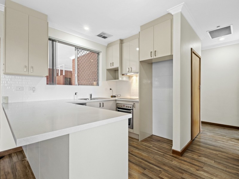 4 Raymond Street, Yokine WA 6060