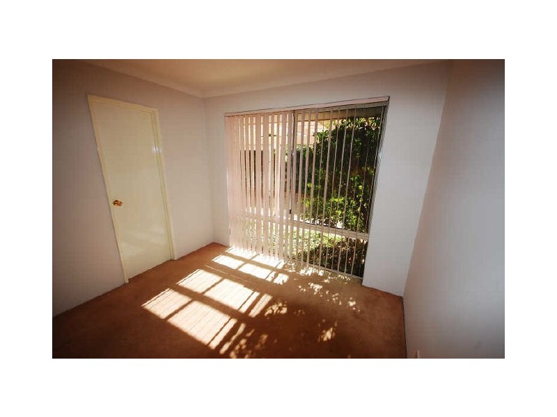 2/84 Raleigh Street, Carlisle WA 6101