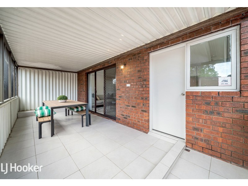 4 Edgeware Street, Lynwood WA 6147