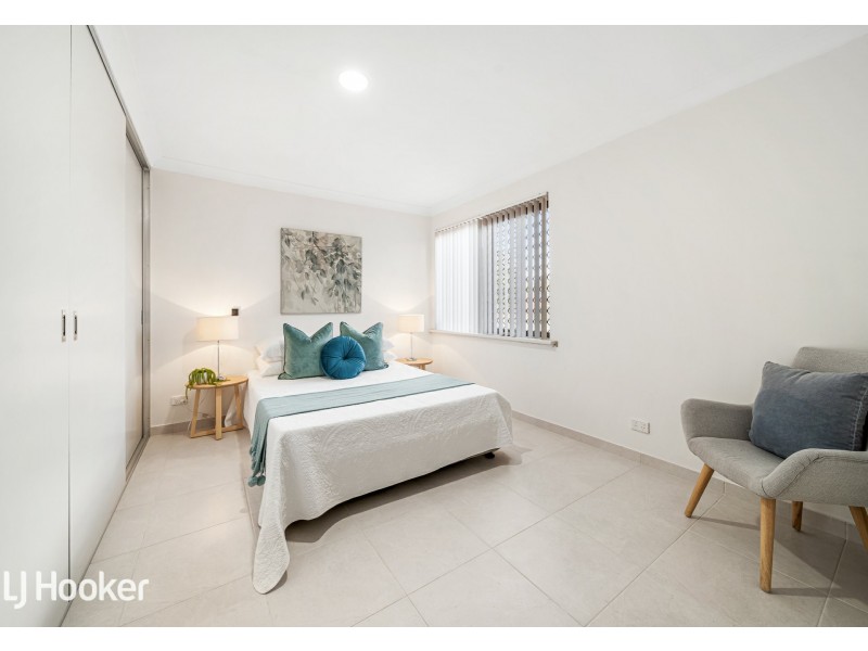 4 Edgeware Street, Lynwood WA 6147