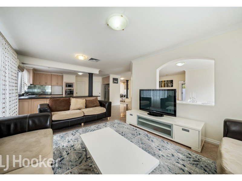 3 Godfrey Street, Queens Park WA 6107