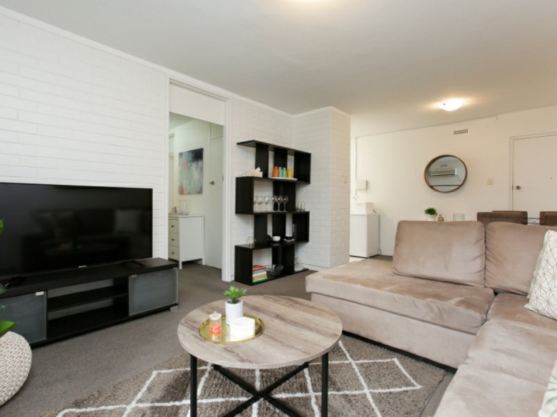 6/2 Minora Place, Rivervale WA 6103