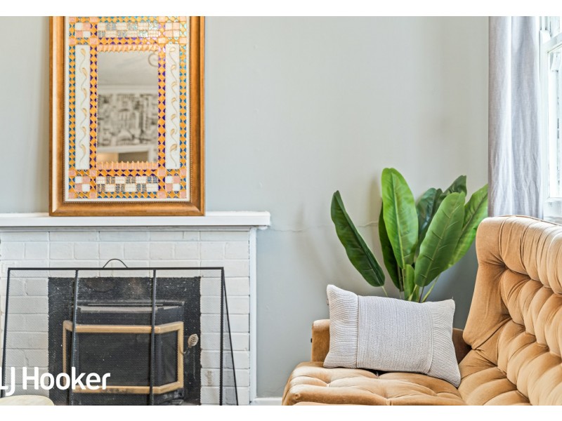 5 Ball Place, Queens Park WA 6107