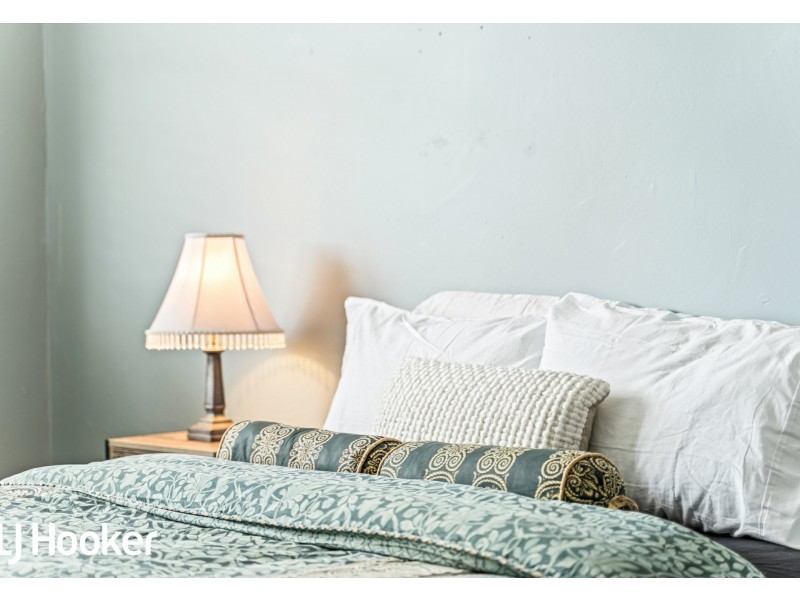 5 Ball Place, Queens Park WA 6107