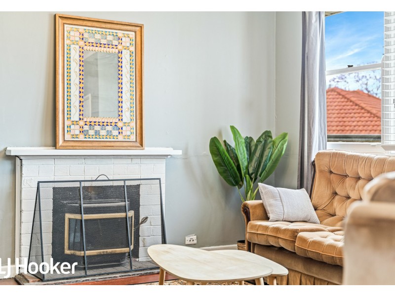 5 Ball Place, Queens Park WA 6107