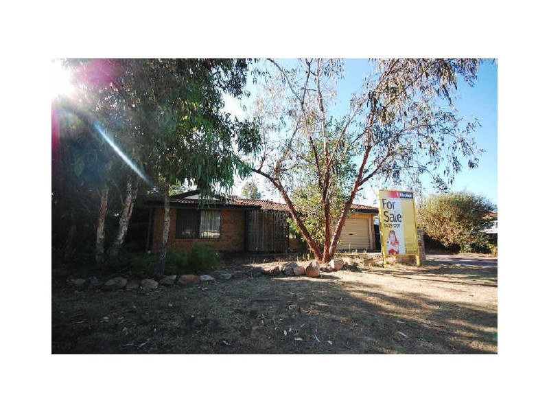 8 Rochester Avenue, Beckenham WA 6107