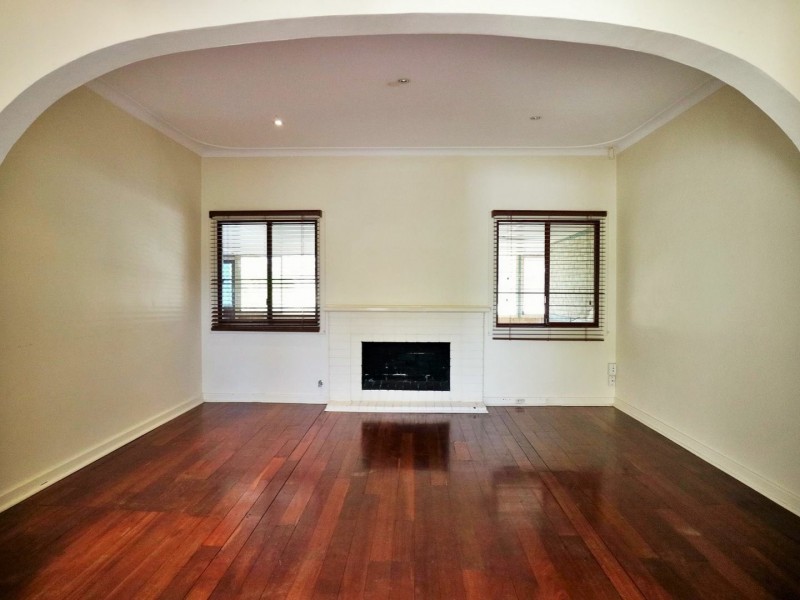 113 Arlunya Avenue, Cloverdale WA 6105