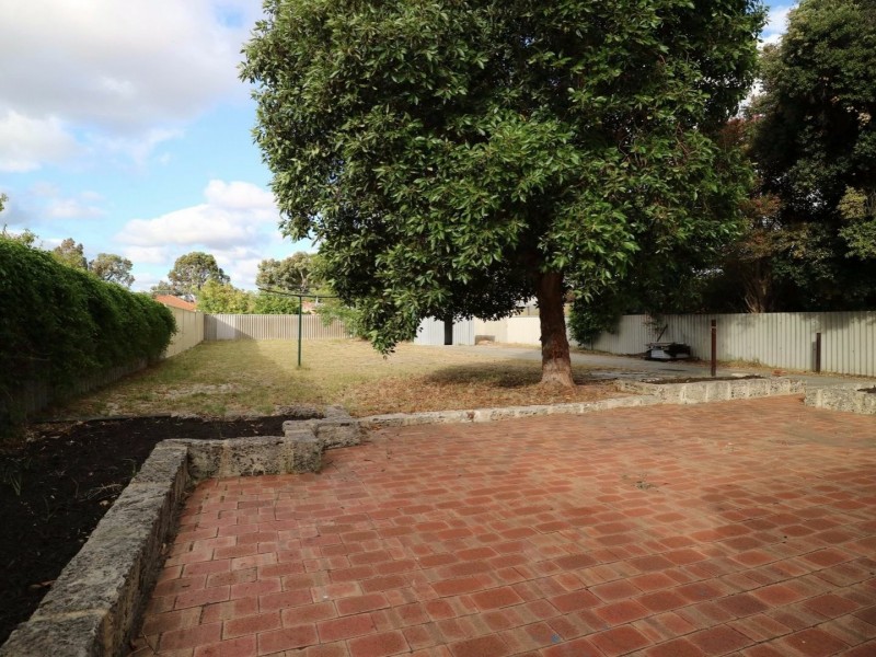 113 Arlunya Avenue, Cloverdale WA 6105