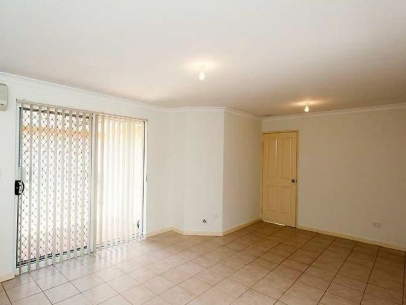 2/19 Bickley Road, Cannington WA 6107