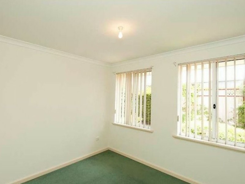 2/19 Bickley Road, Cannington WA 6107