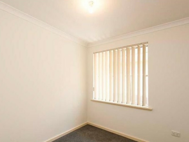 2/19 Bickley Road, Cannington WA 6107