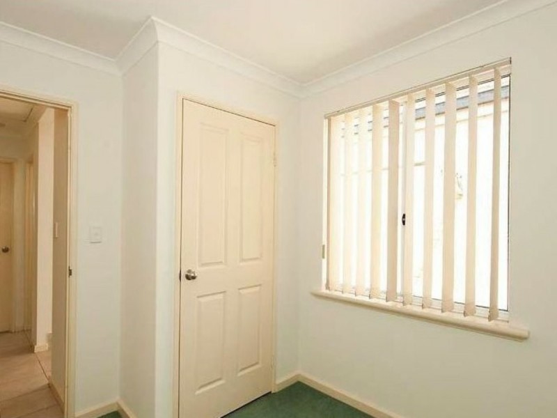 2/19 Bickley Road, Cannington WA 6107